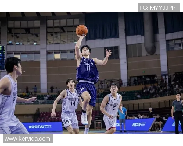 南京篮球队在全国篮球配合排行榜中荣获第七名展现团队实力与默契 南京篮球队在全国篮球配合排行榜中荣获第七名展现团队实力与默契