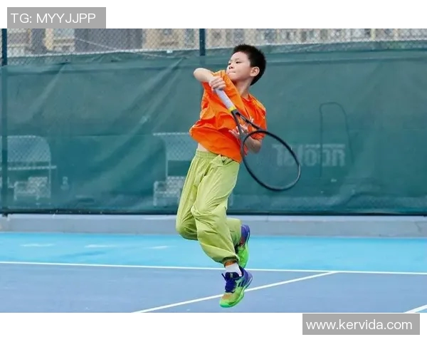 杭州网球队的训练与比赛状态全揭秘助力网球巨献盛宴 杭州网球队的训练与比赛状态全揭秘助力网球巨献盛宴