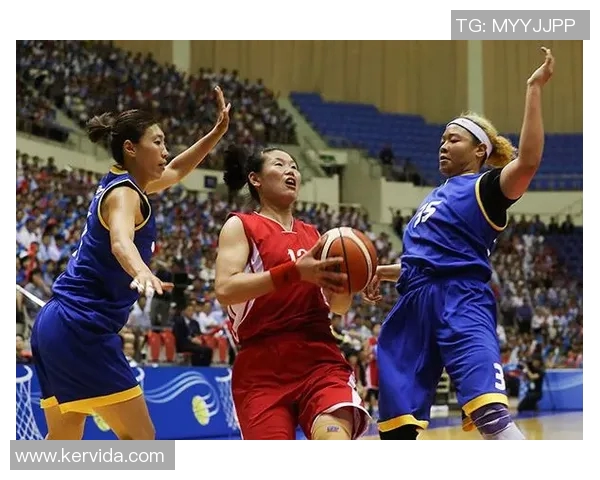 中国女篮迎战韩朝联队力争胜利展现团队实力与拼搏精神 中国女篮迎战韩朝联队力争胜利展现团队实力与拼搏精神