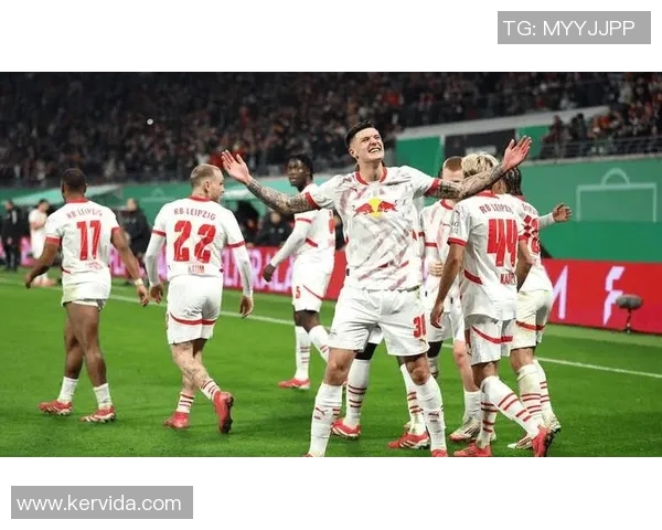 RB莱比锡迎战伊斯坦堡全力争胜展现球队实力与战术魅力 RB莱比锡迎战伊斯坦堡全力争胜展现球队实力与战术魅力