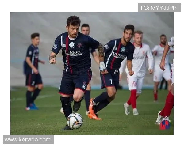 切沃与科森扎激战正酣谁能在意甲赛场上笑到最后