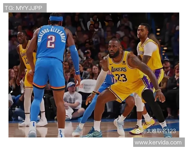 2012年NBA雷霆与湖人经典对决回顾及精彩瞬间分析