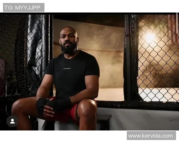 UFC将军胡阿对决狼人展现巅峰对抗激情与荣耀的激烈较量