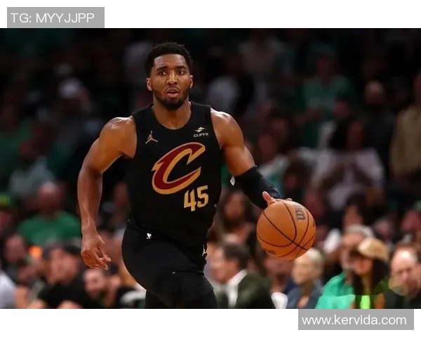 多诺万米切尔：从新秀到全明星的传奇之路与篮球梦想