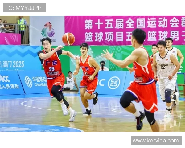 广东与辽宁总决赛精彩重播回顾篮球巅峰对决的激烈瞬间与精彩时刻