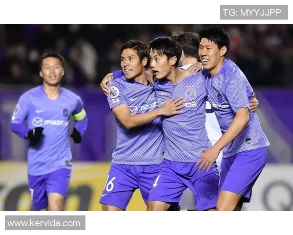 广岛与浦和精彩对决比赛视频回顾及精彩瞬间分析