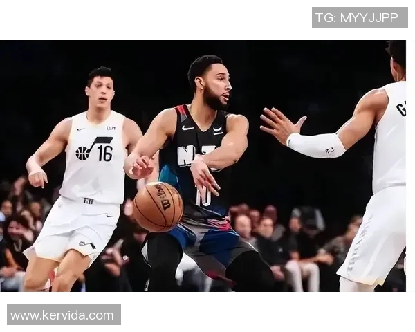 快船与湖人夏季联赛精彩对决球员表现引发球迷热议与期待