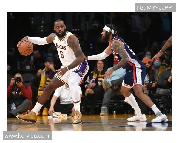 湖人对决篮网十二年回顾：传奇对抗与辉煌瞬间的交织