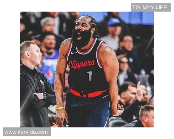 火箭队与掘金队激战正酣2月10日精彩对决引发球迷热议