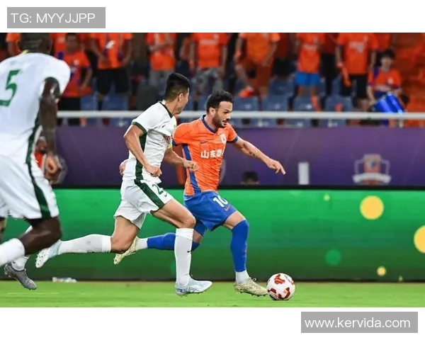 国安与鲁能激战正酣西塞精彩进球助力球队争胜