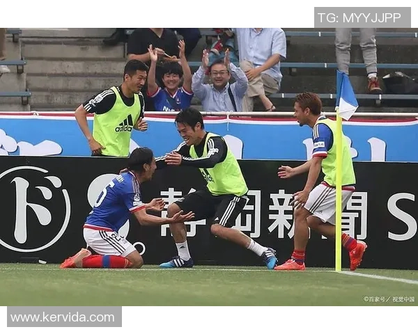 大阪钢巴迎战清水心跳争夺联赛关键胜利的激烈对决 大阪钢巴迎战清水心跳争夺联赛关键胜利的激烈对决