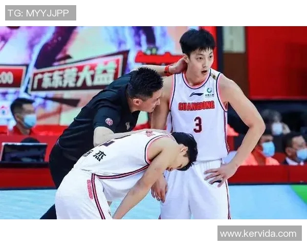 广东猎豹迎战江苏钜马双方实力对决引发球迷热议与期待 广东猎豹迎战江苏钜马双方实力对决引发球迷热议与期待