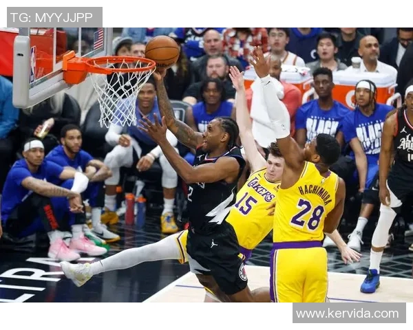 风云直播湖人对决爵士精彩赛事回顾与分析尽在此处